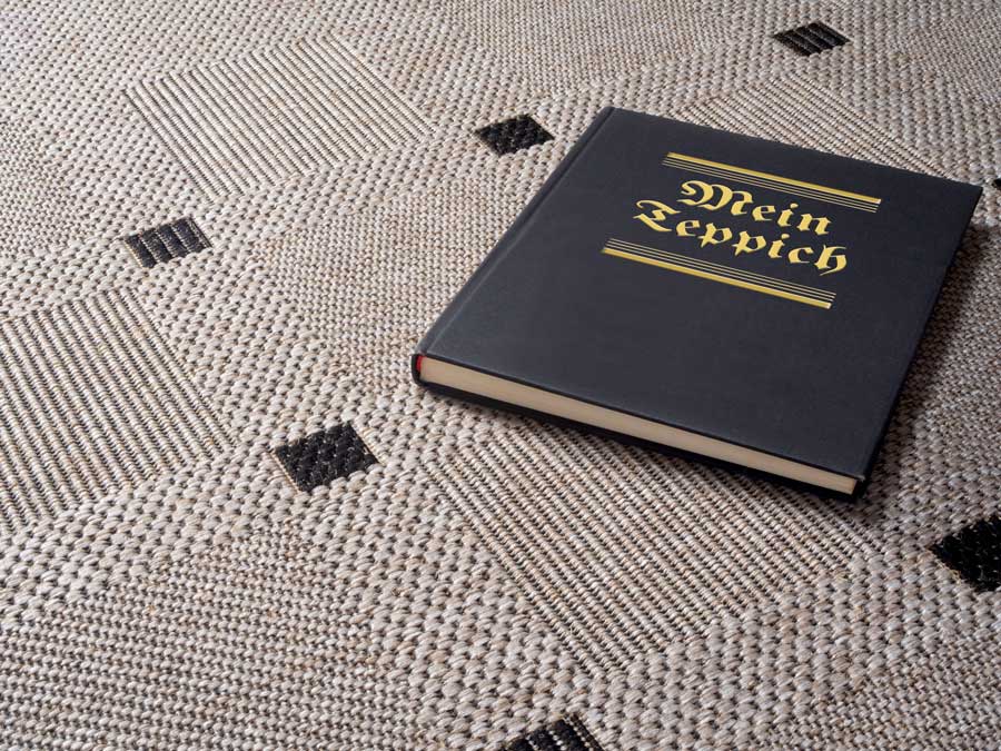 produktová fotografie Peter von Reichenberg Muj koberec Mein Teppich